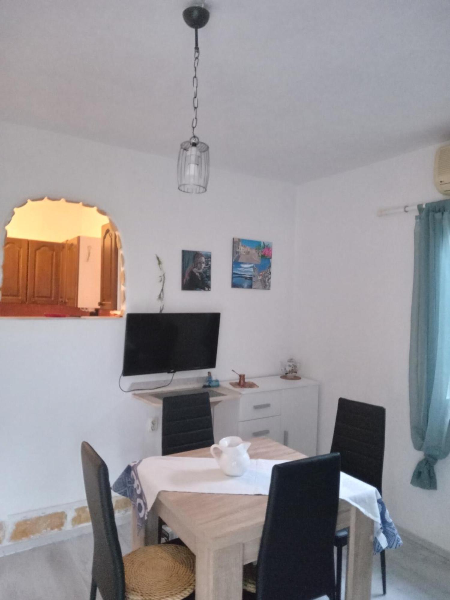 Apartment Ma'Re ซูเปตาร์ ภายนอก รูปภาพ